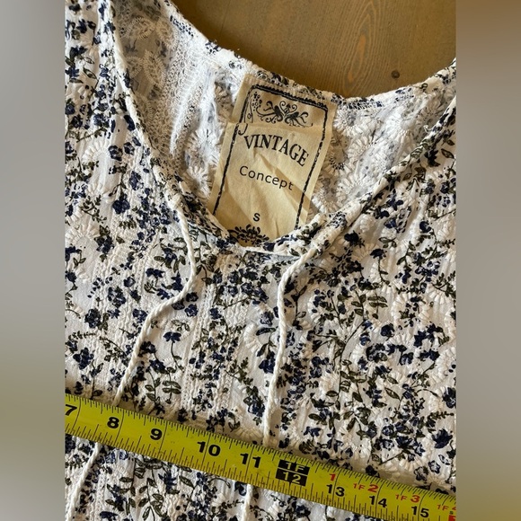 Chic Bohemian Lace Dress in Blue and White Size Small - Picture 4 of 9